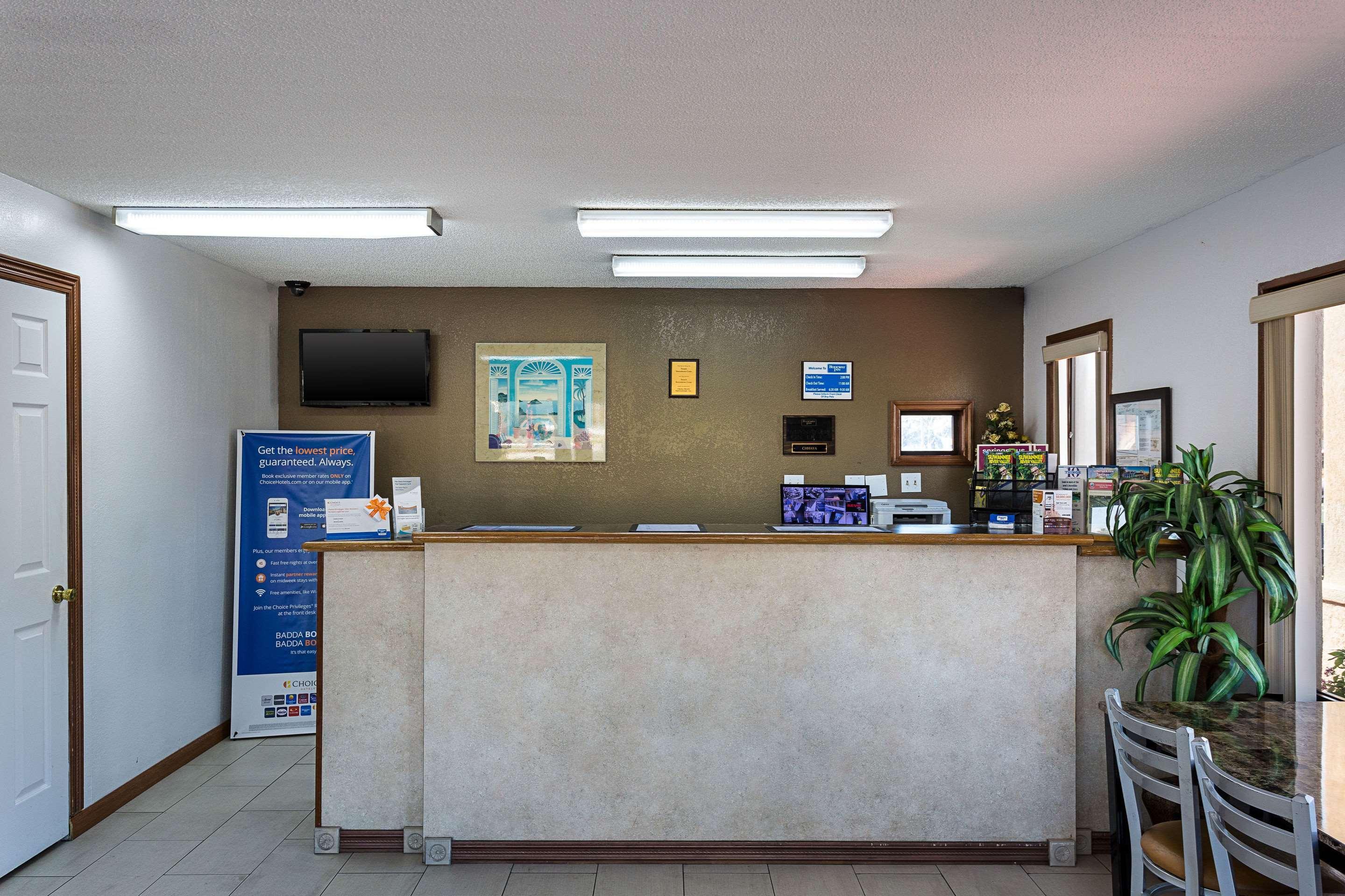 Rodeway Inn Lake City I-75 Ngoại thất bức ảnh